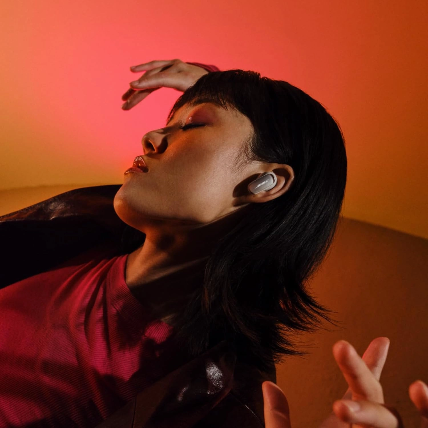Bose QuietComfort Ultra Bluetooth Earbuds, Wireless Earbuds with Spatial Audio and World-Class Active Noise Cancellation, Deep Bass, Up to 6 Hours of Playtime, White Smoke