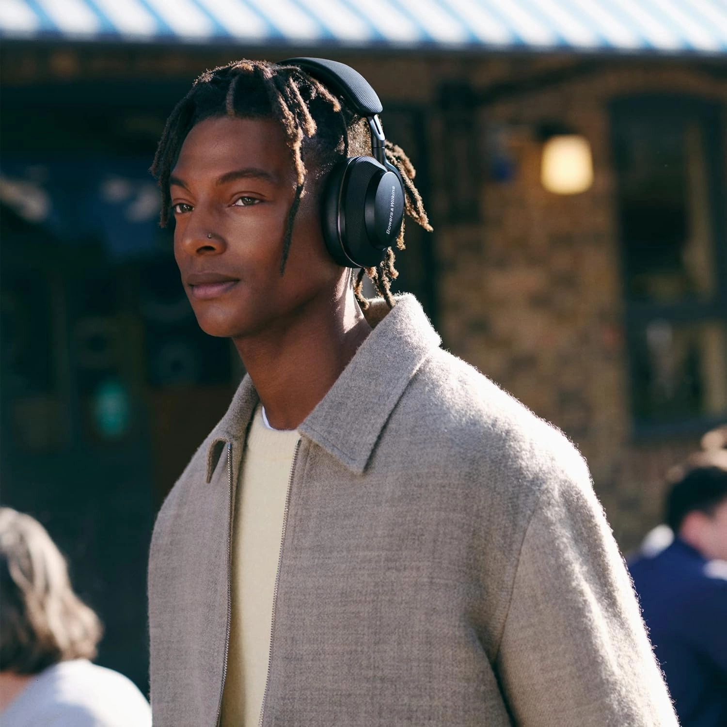 Bowers & Wilkins Px7 S2 Over-Ear Headphones - Advanced Noise Cancellation, Technical Fabrics, 30-Hour Battery Life, 15-Min Quick Charging, Black