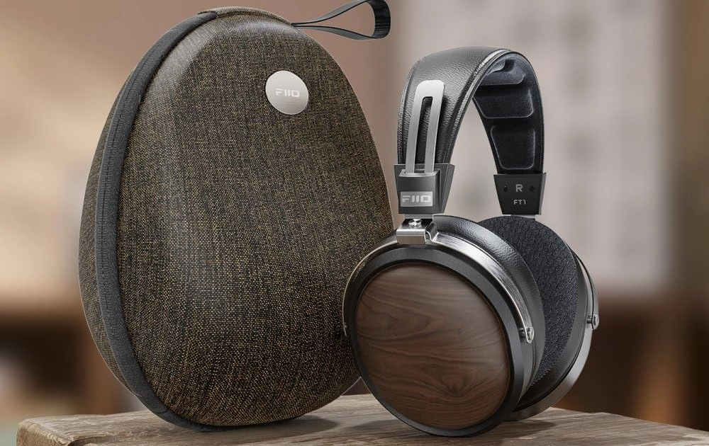 FiiO FT1 Closed-Back Over-Ear Nanowood Fiber Composite Diaphragm Wired Hi-Fi Headphones, Detachable Cable, American Black Walnut Wood Ear Cups for Home, Studio, Recording (Black)