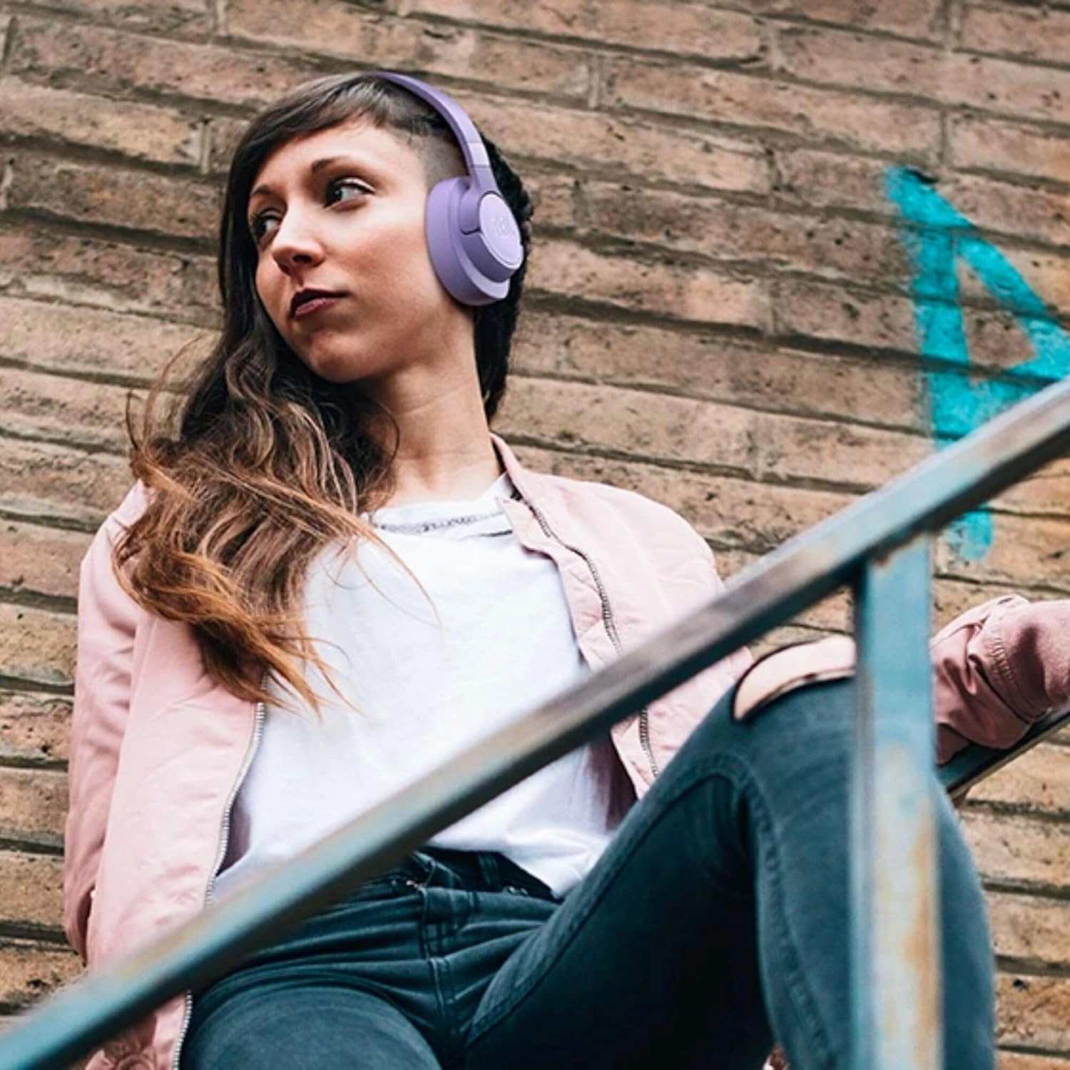 JBL Tune 720BT - Wireless Over-Ear Headphones with JBL Pure Bass Sound, Bluetooth 5.3, Up to 76H Battery Life and Speed Charge, Lightweight, Comfortable and Foldable Design (Purple)