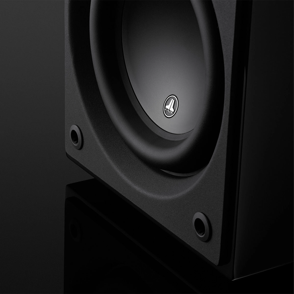 JL Audio Dominion d110 10" Powered Subwoofer (Black Gloss)