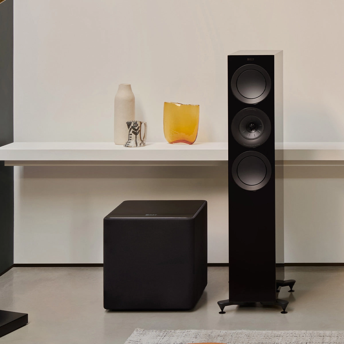 KEF Kube 12 MIE 12" Subwoofer (Gloss Black)