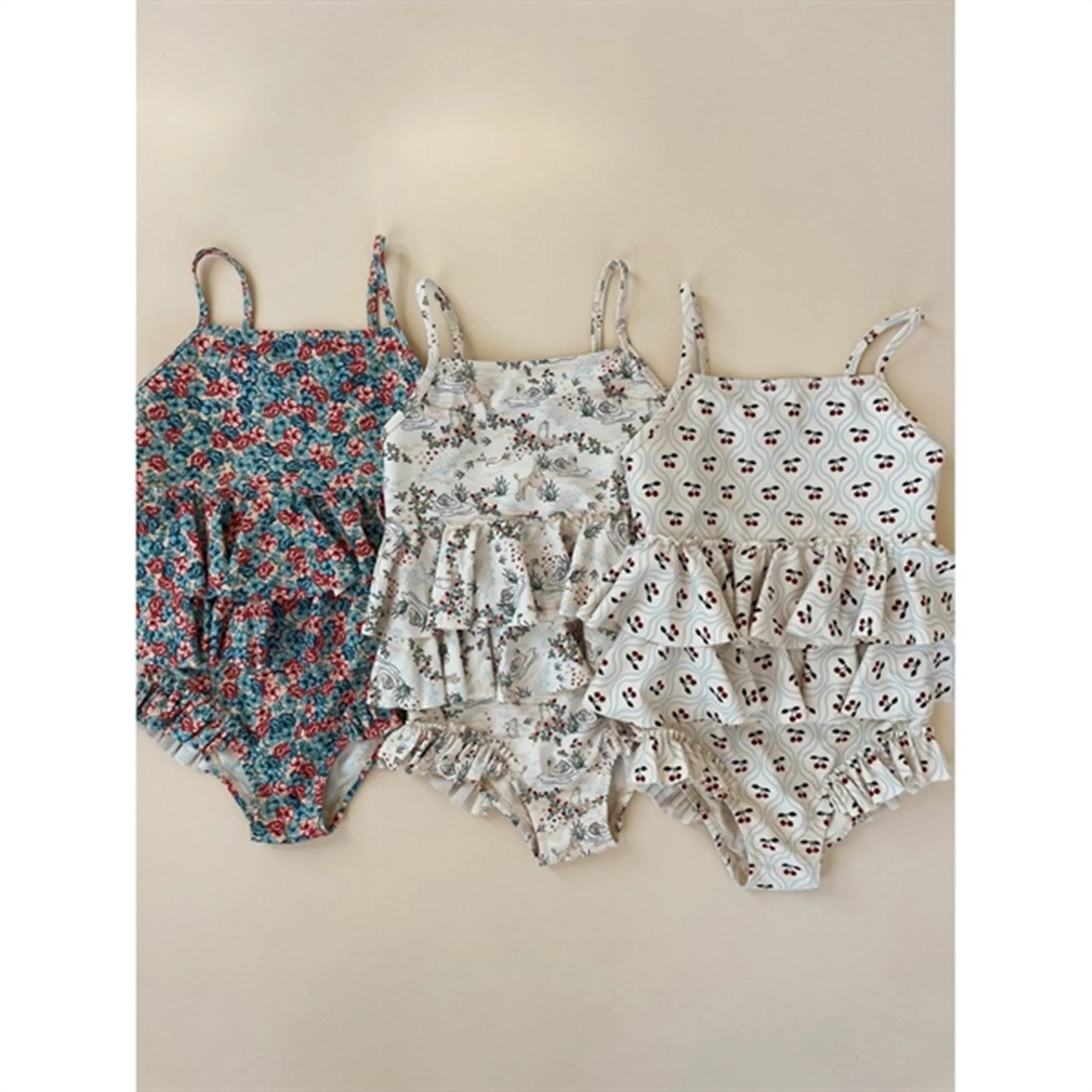 Konges Sl?jd Manuca Frill Swim Suit Rosie Blue