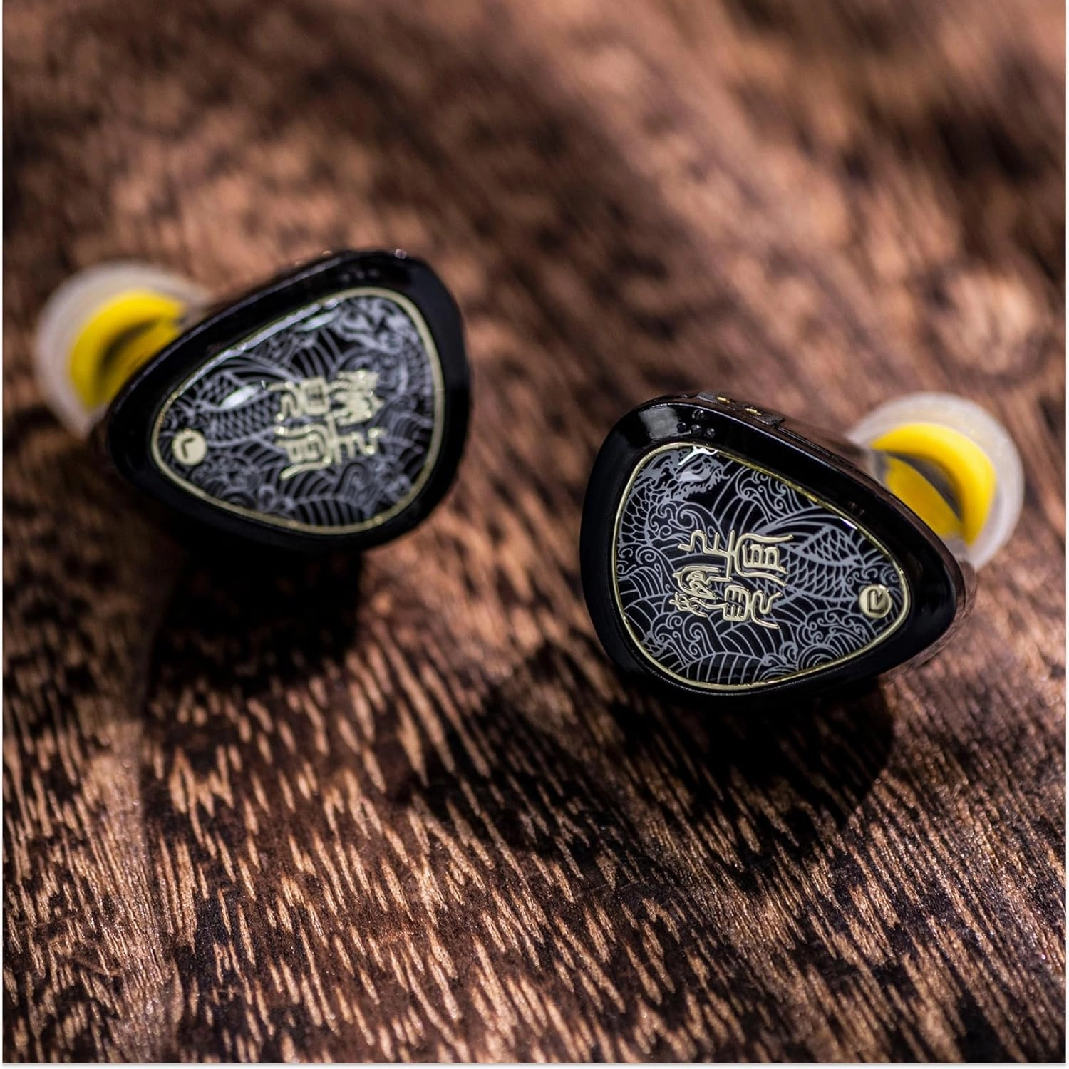 Linsoul TANGZU Wan'er S.G II in Ear Monitor,HiFi Wired Earbuds,10mm Dynamic Driver PET Diaphragm Gaming IEM Earphones with 2Pin Detachable OFC Cable for Audiophile DJ Stage (Clear Black, 3.5mm)