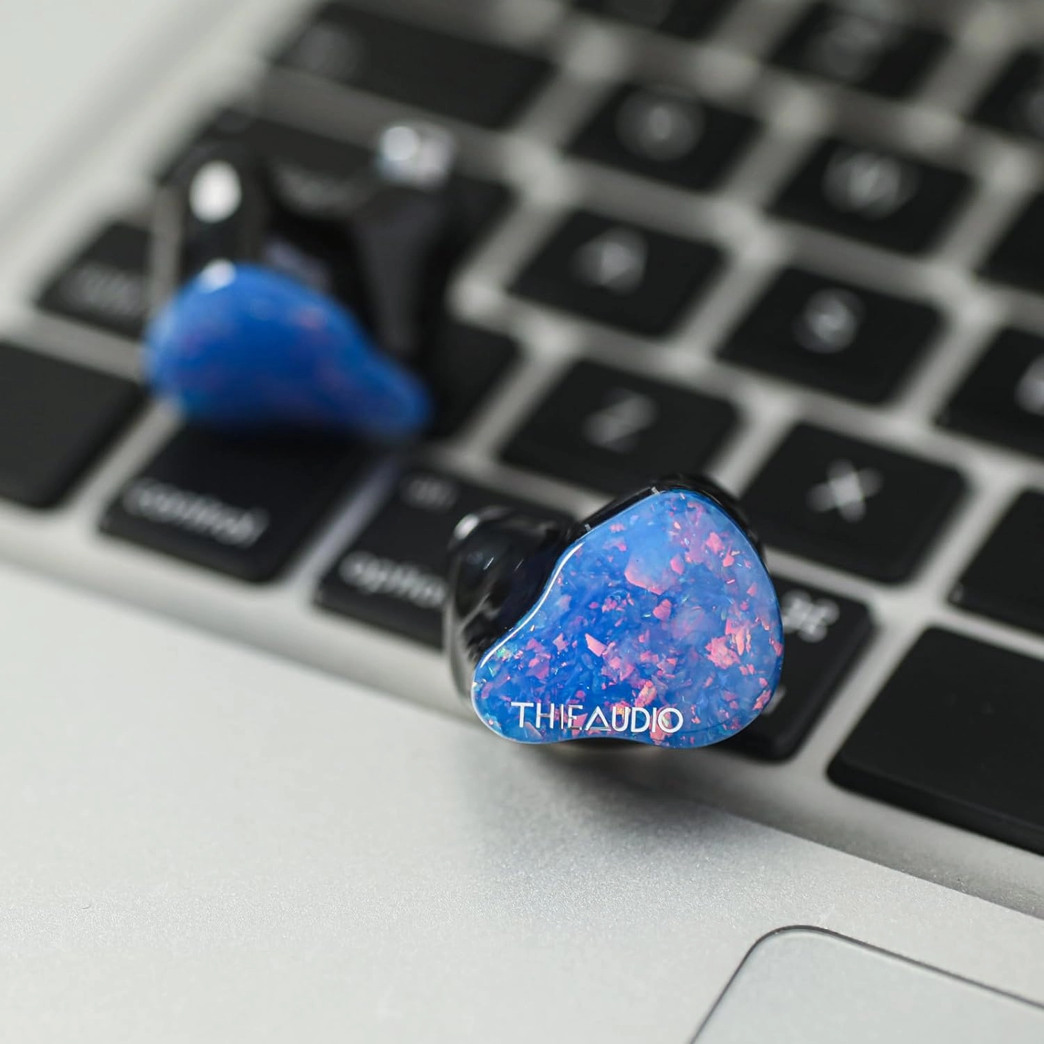Linsoul THIEAUDIO Hype 4 2DD 4BA in Ear Monitor, HiFi IEM Earphones with Tonal Balance, Latest Sonion Driver, Detachable Silver-Plated OCC Cable for Audiophile Musician Professionals (Blue)