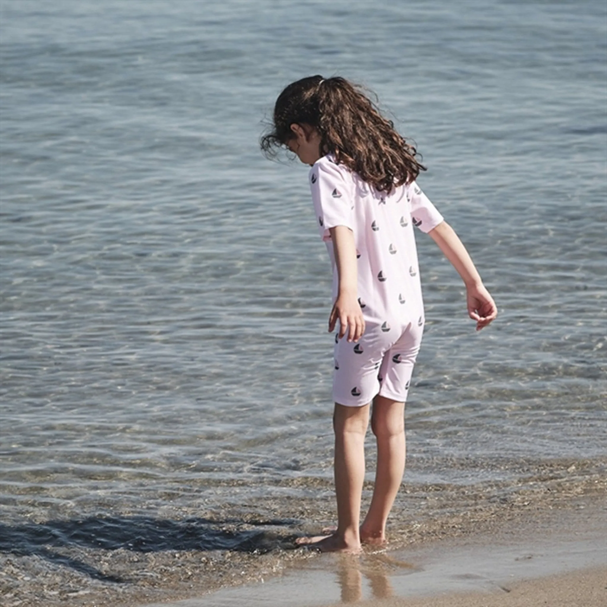 Petit Crabe Rose Boat Natsu Onesie with Zipper