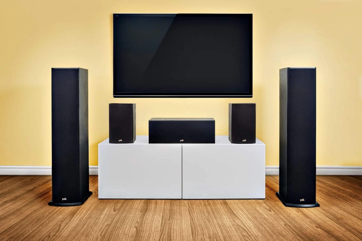 Polk Audio T15 Home Theater and Stereo Bookshelf Speakers  Deep Bass Response, Dolby and DTS Surround, Wall-Mountable, Pair, Black
