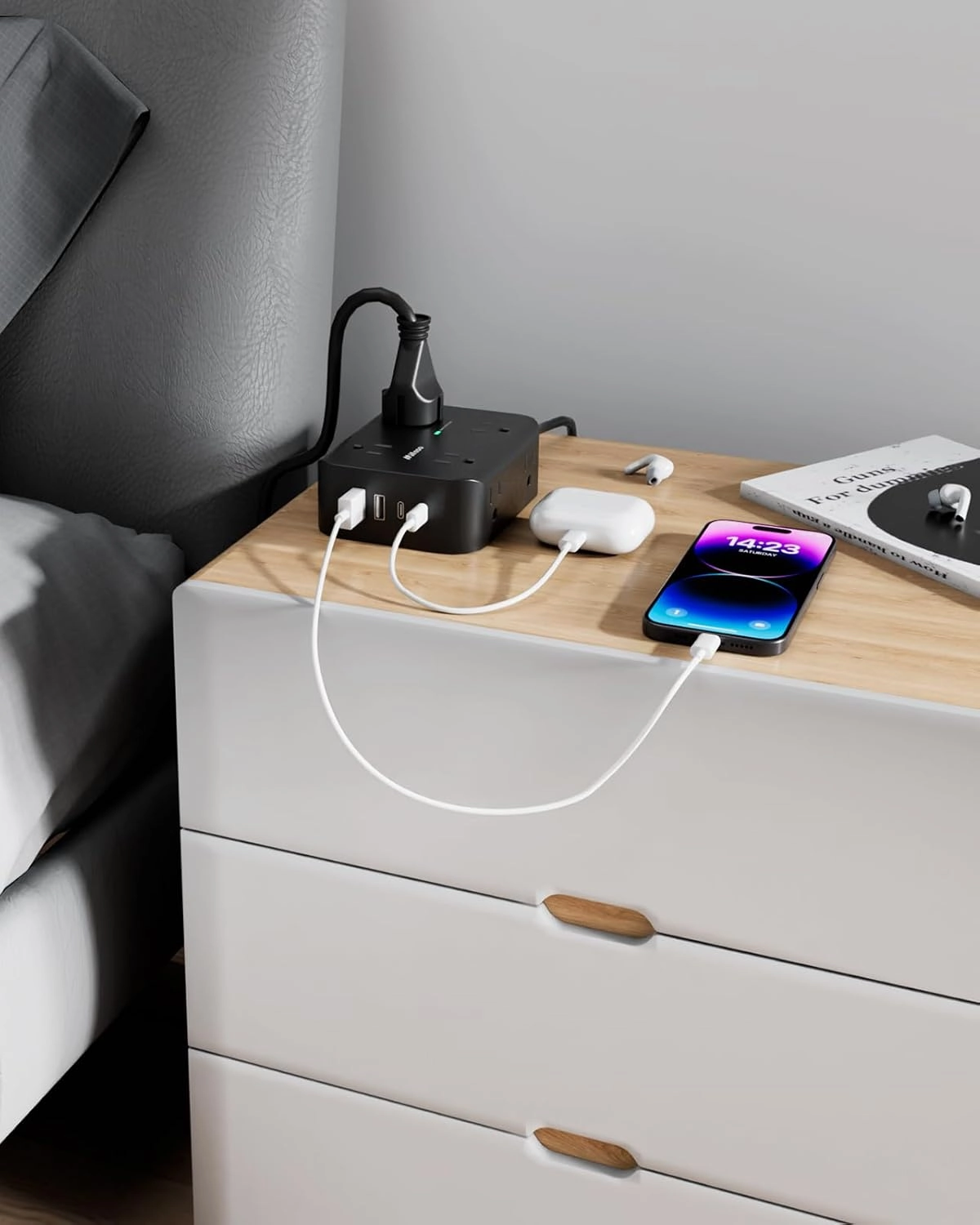 Power Strip Surge Protector - Flat Plug, Wall Mount, 8 Wide Outlets with 4 USB Ports (2 USB C), 5FT Heavy Duty Extension Cord with Multiple Outlets, Charging Station Overload Protection for Home Dorm