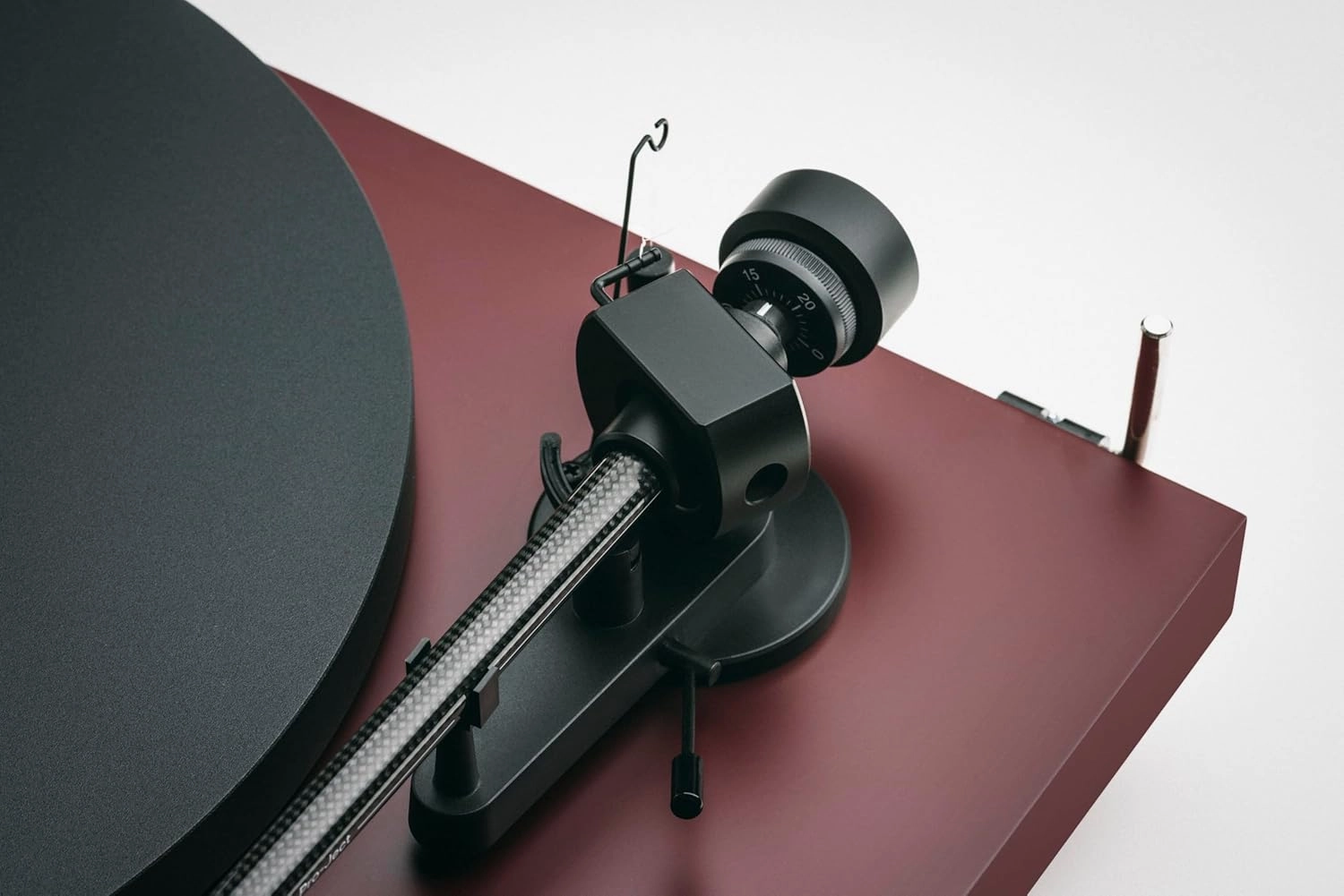Pro-Ject Debut EVO 2, Next Generation Audiophile Turntable with Carbon Fiber tonearm, Electronic Speed Selection and pre-Mounted Pick it MM EVO Cartridge, Made in Europe (Satin Wine Red)