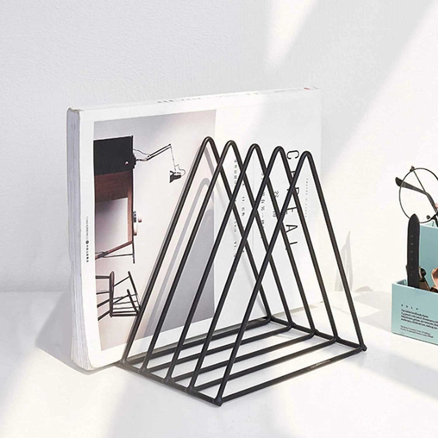 QPEY Triangle File Holder,5 Slot Metal Vinyl Record Stand Holder Magazine Newspaper Holder Photography Props for Office Home 2 Pcs (2pc black) vinyl storage,record holder,LP organizer,