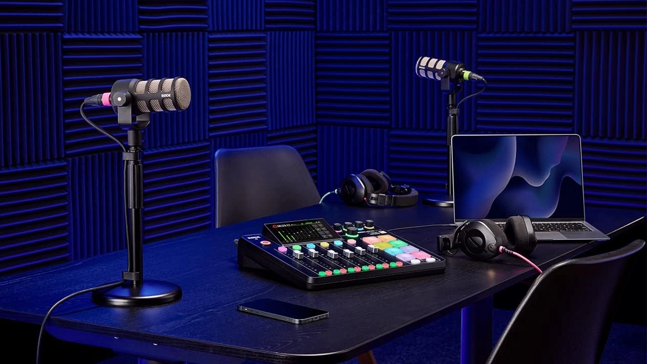 RDE RDECaster Pro II All-in-One Production Solution for Podcasting, Streaming, Music Production and Content Creation,Black
