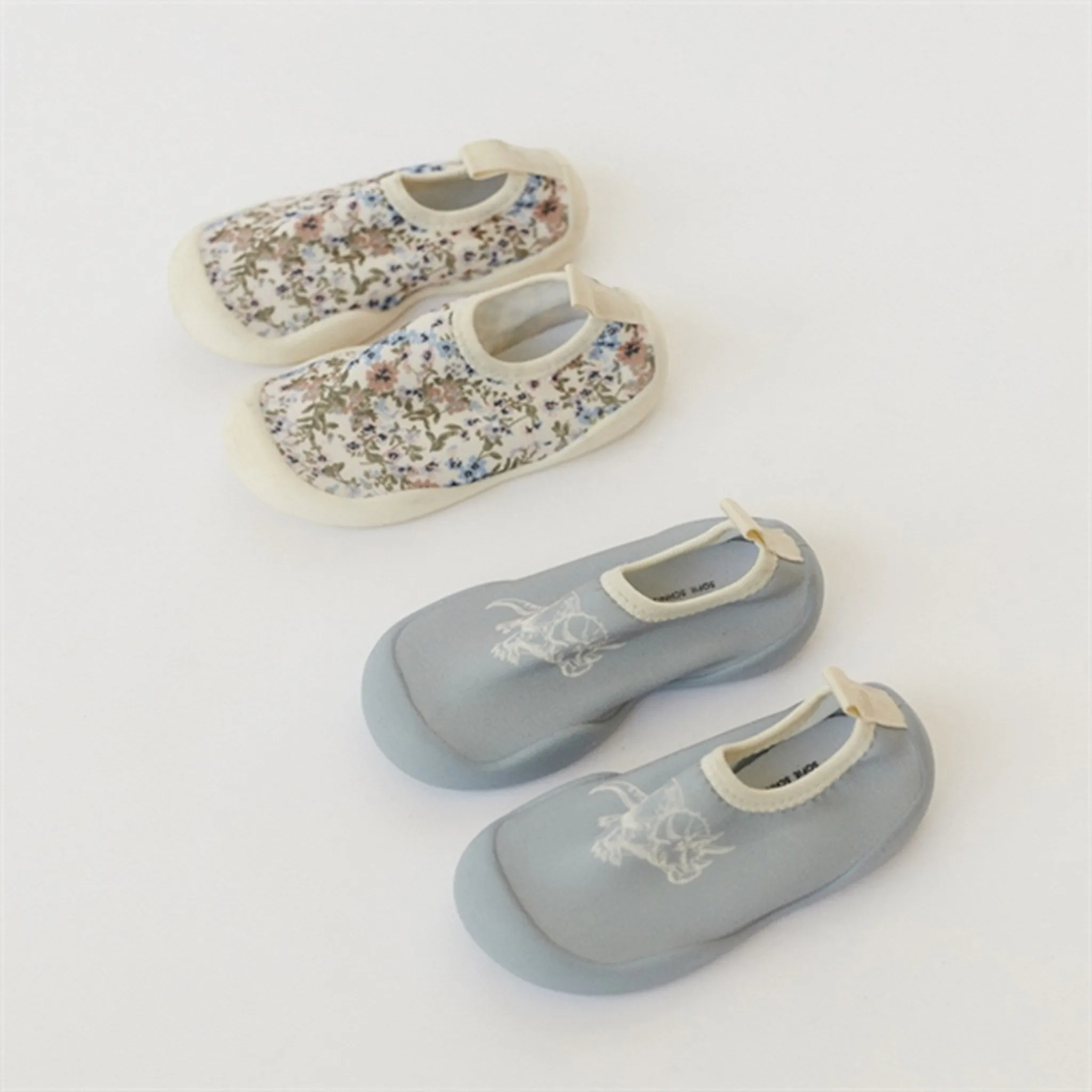 Sofie Schnoor Swim Shoe AOP Flower
