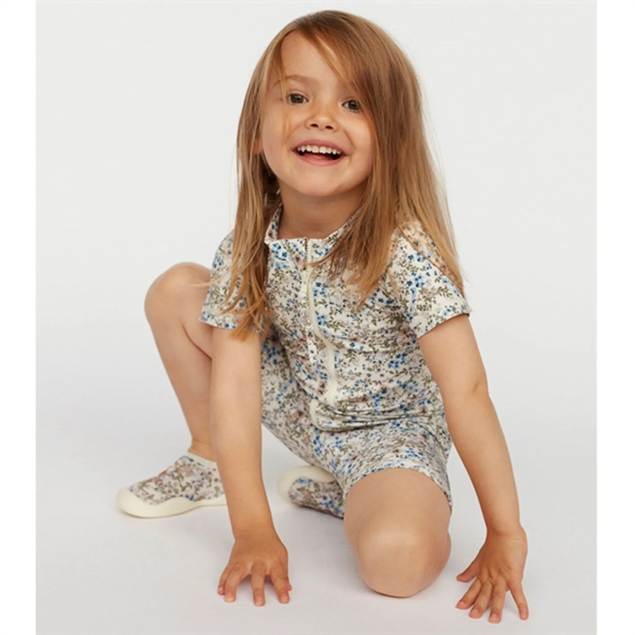 Sofie Schnoor Swim Shoe AOP Flower