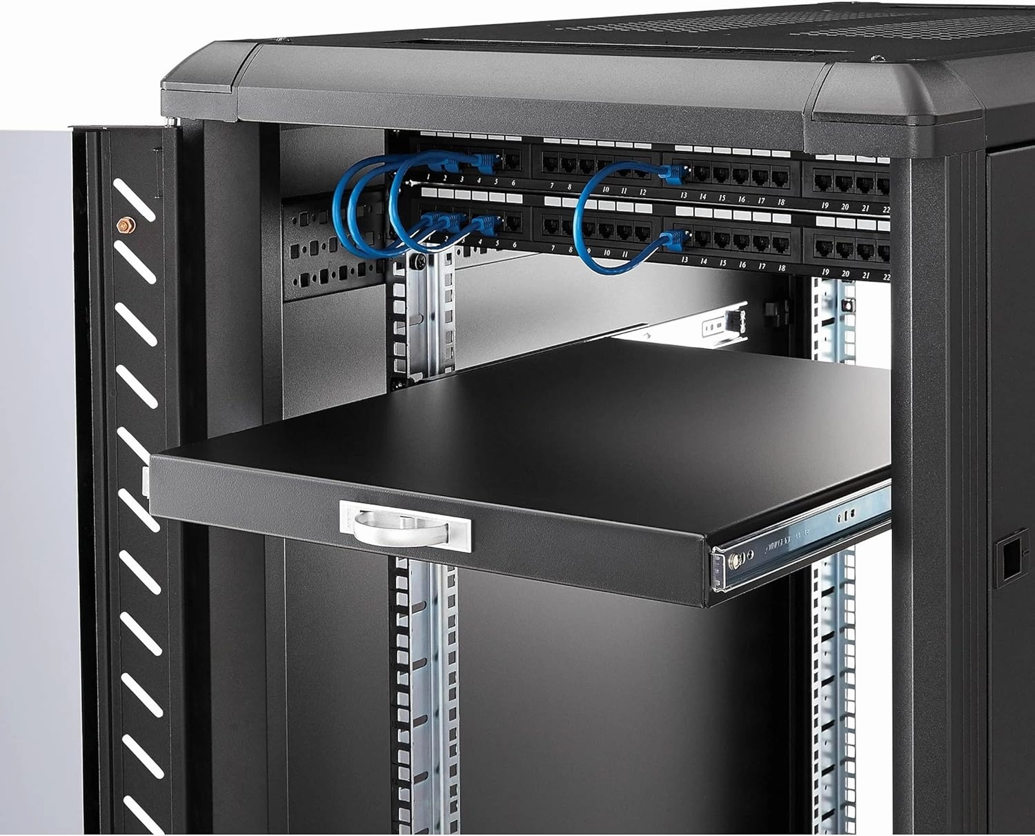 StarTech.com 1U Sliding Server Rack Mount Keyboard Shelf Tray, 55lbs (25Kg), 22in (55cm) Deep Steel Pull Out Drawer for Racks
