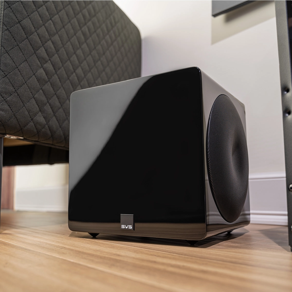 SVS 3000 Micro Sealed Subwoofer with Fully Active Dual 8" Drivers (Piano Gloss Black)