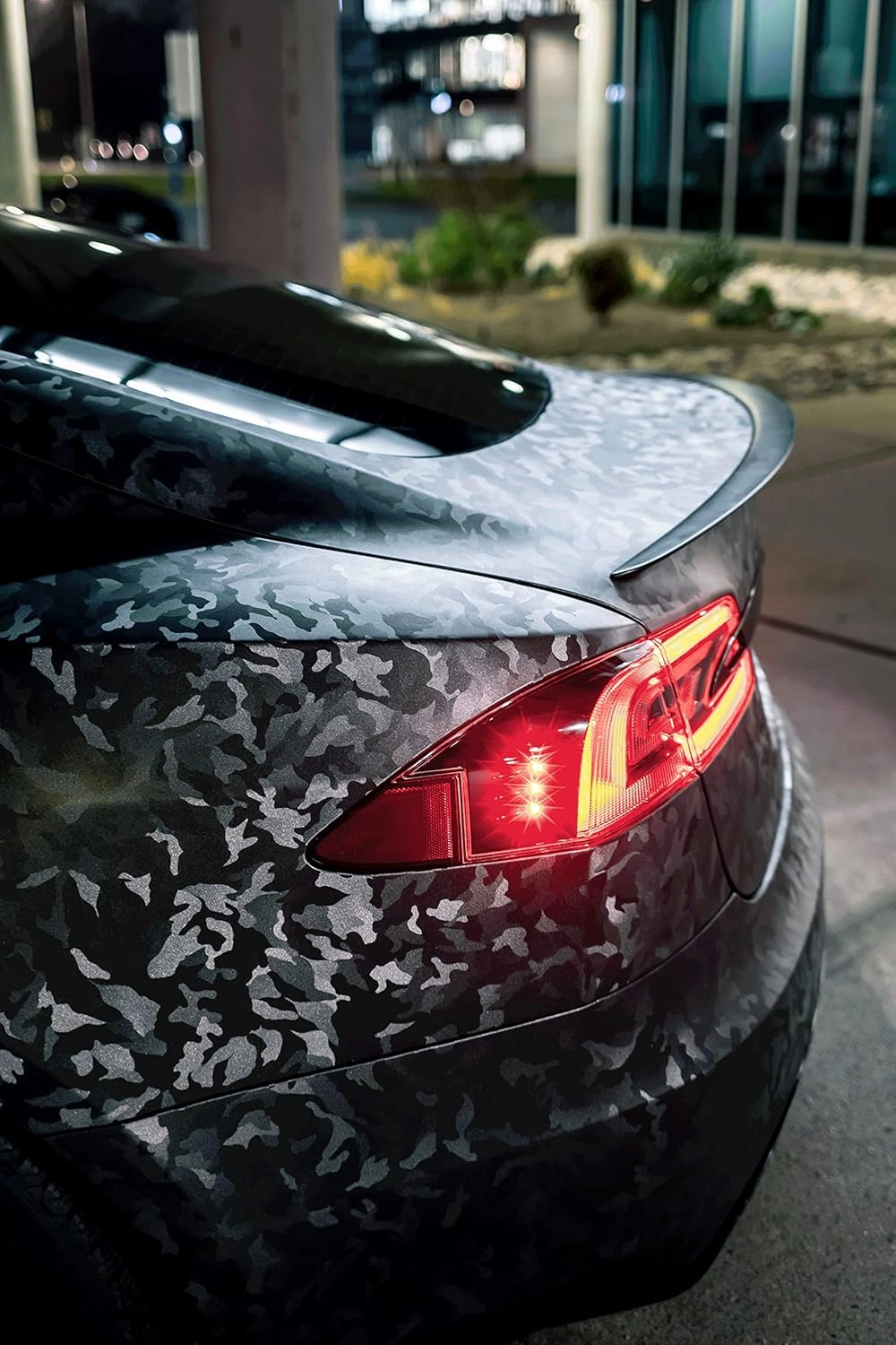 VViViD  Stealth Medium Pattern Camouflage Vinyl Wrap Roll (6ft x 5ft, Ghost Metal)